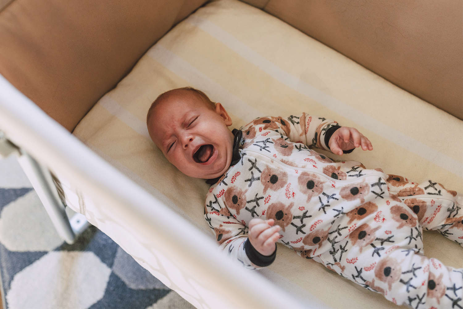 Почему плачет ребенок 5 месяцев. Для засыпания малышам. Малыш Владимирская область. Как ревут дети.